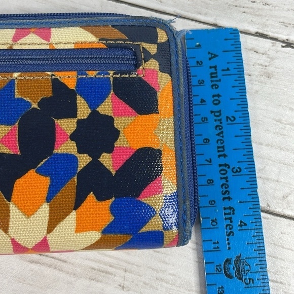 Fossil Multi-color Graphic Starburst Coated PVC Zip Around Wallet - Picture 9 of 9